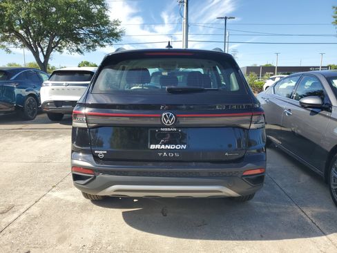 Used 2025 Volkswagen Taos S image 6