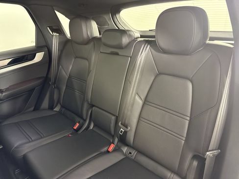 Certified 2025 Porsche Cayenne S AWD/4WD image 22