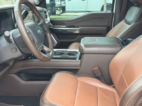 Used 2024 Ford F350 King Ranch AWD/4WD image 17