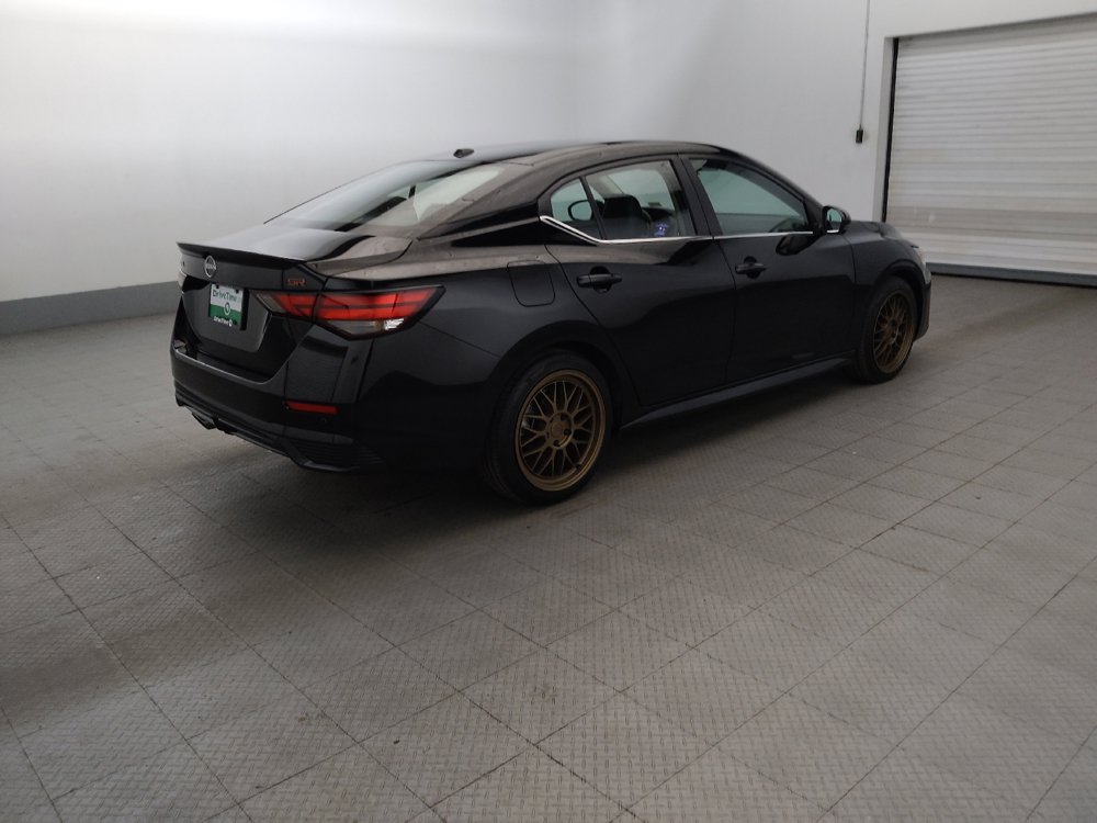 Used 2024 Nissan Sentra SR w/ SR Premium Package FWD image 10