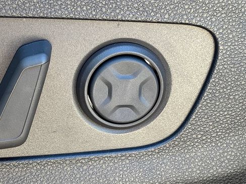 New 2025 Kia Carnival SX Prestige FWD image 16