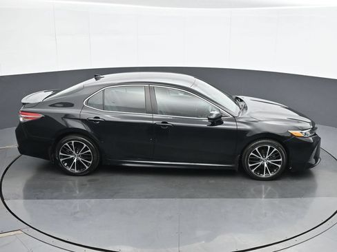 Used 2019 Toyota Camry SE w/ Protection Package (Q2) FWD image 23