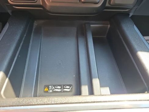 Used 2020 Chevrolet Silverado 2500 High Country w/ Technology Package AWD/4WD image 34
