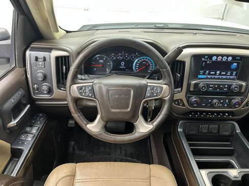 Used 2019 GMC Sierra 2500 Denali w/ Duramax Plus Package image 14