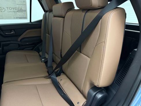 New 2026 Toyota 4Runner Limited AWD/4WD image 35