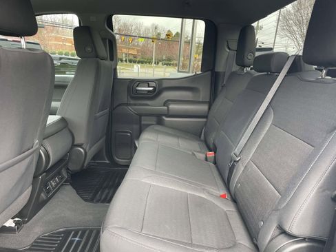 Used 2021 Chevrolet Silverado 1500 LT image 20