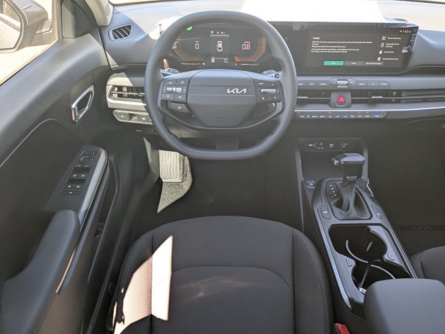 New 2027 Kia K4 FWD image 14