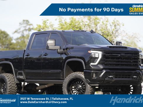 Used 2024 Chevrolet Silverado 2500 High Country w/ Midnight Edition AWD/4WD image 1