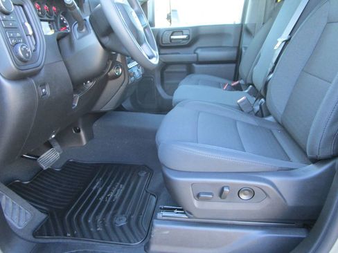 New 2026 Chevrolet Silverado 2500 Custom w/ Custom Value Package image 31