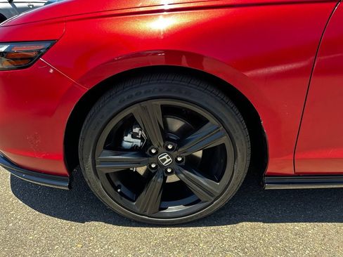 Used 2023 Honda Accord Sport image 6
