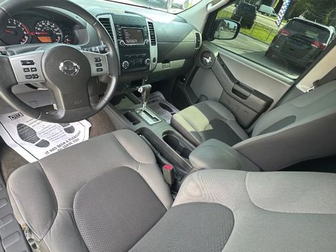Used 2015 Nissan Xterra S RWD image 11