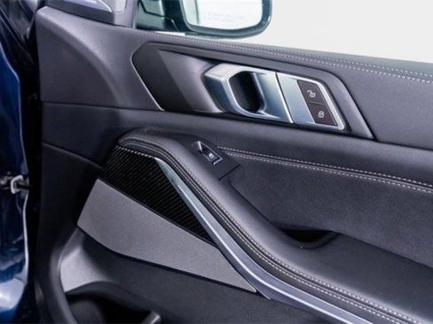 Used 2024 BMW X5 M60i w/ Climate Comfort Package image 42