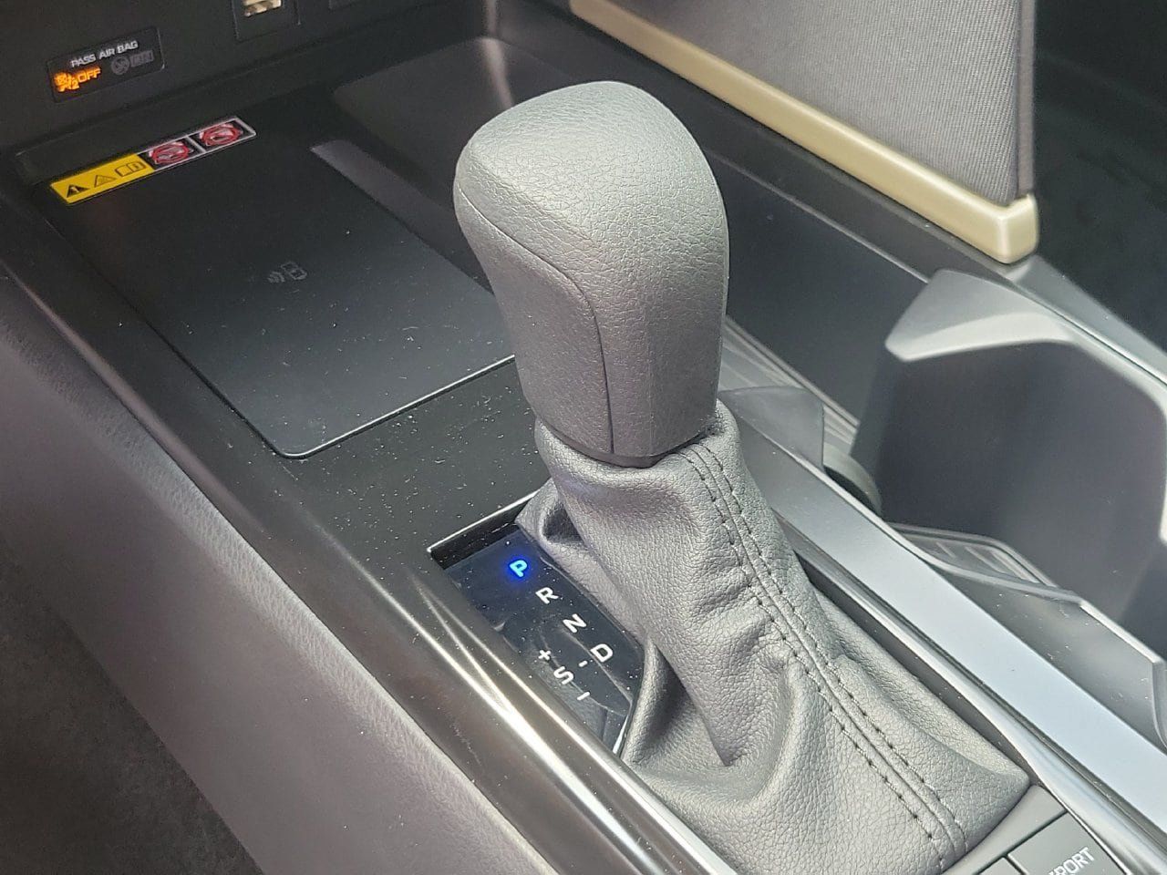 Used 2026 Toyota Camry LE FWD image 28