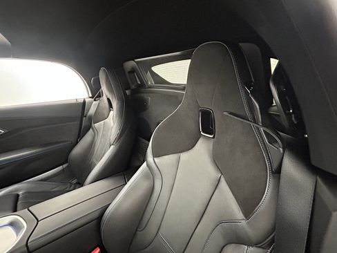 Used 2023 BMW Z4 M40i w/ Premium Package image 30