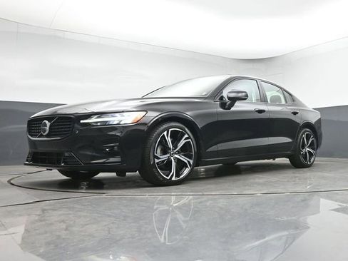 Used 2023 Volvo S60 B5 Ultimate w/ Protection Package Premier FWD image 35
