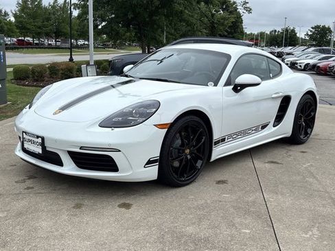 Used 2024 Porsche 718 Cayman RWD image 11