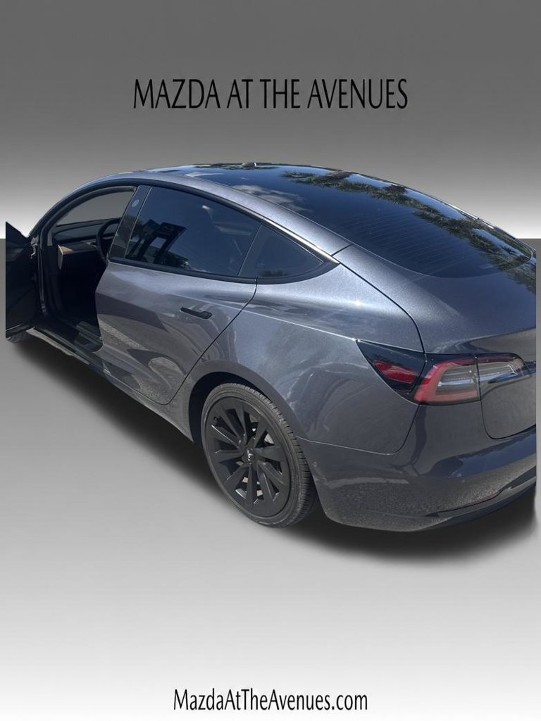 Used 2022 Tesla Model 3 RWD image 3