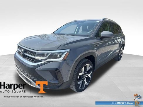 Used 2023 Volkswagen Taos SEL image 1