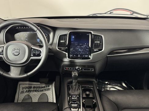 Used 2018 Volvo XC90 T6 Momentum w/ Convenience Package AWD/4WD image 39