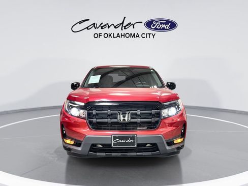 Used 2024 Honda Ridgeline Sport image 3
