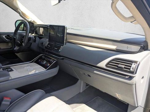 Used 2019 Lincoln Navigator Black Label AWD/4WD image 20