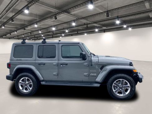Used 2020 Jeep Wrangler Unlimited Sahara w/ Uconnect 4C Nav & Sound Group image 8