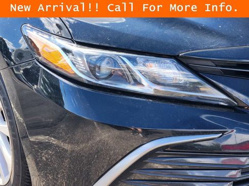 Used 2023 Toyota Camry LE FWD image 8