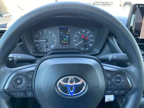 Used 2024 Toyota Corolla LE FWD image 21