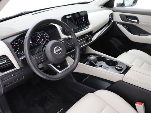 Used 2023 Nissan Rogue SL w/ SL Premium Package AWD/4WD image 13