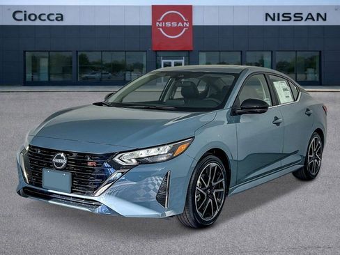 New 2025 Nissan Sentra SR w/ SR Premium Package FWD image 1