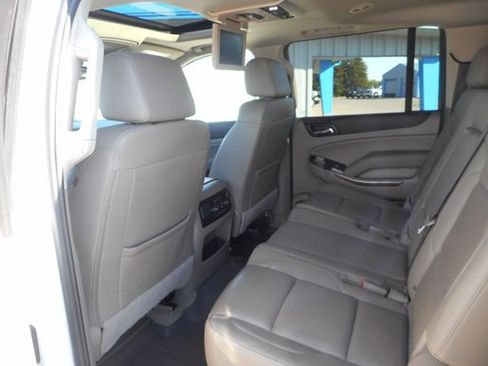 Used 2019 GMC Yukon XL SLT w/ Open Road Package image 16