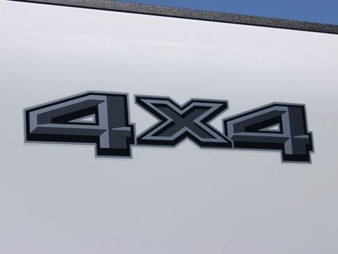 Used 2025 Ford F250 Lariat w/ Lariat Ultimate Package AWD/4WD image 19