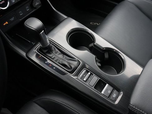 Certified 2025 Honda Civic Sport Touring image 24