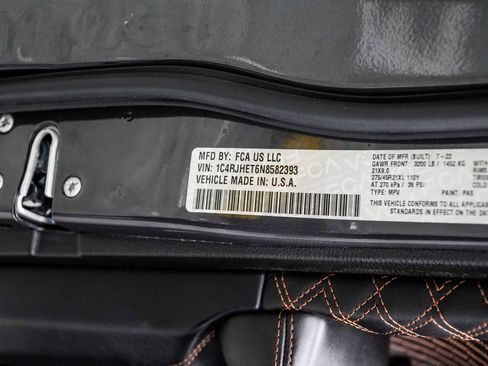 Used 2022 Jeep Grand Cherokee Summit AWD/4WD image 46