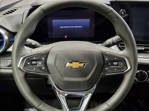 New 2026 Chevrolet Trax LT w/ Driver Confidence Package image 19