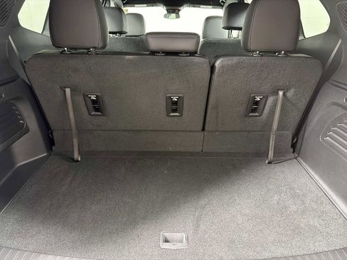 New 2025 GMC Acadia Elevation w/ Elevation Premium Package image 34