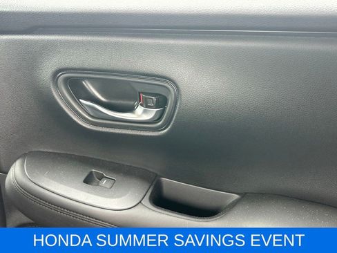 Used 2024 Honda HR-V LX image 14