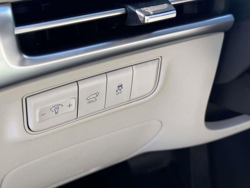 Used 2025 Hyundai Tucson SEL image 17