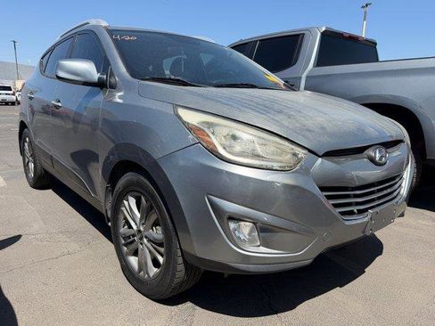 Used 2014 Hyundai Tucson SE image 2