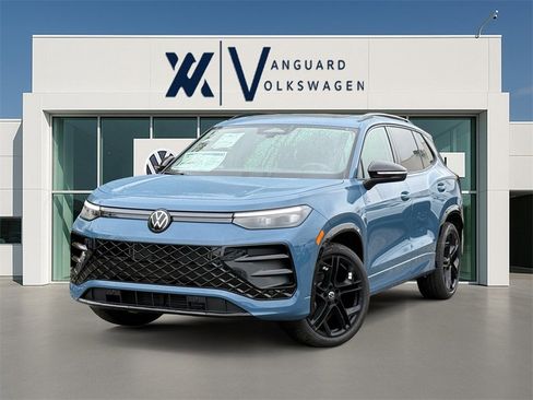 New 2026 Volkswagen Tiguan SE R-Line image 1