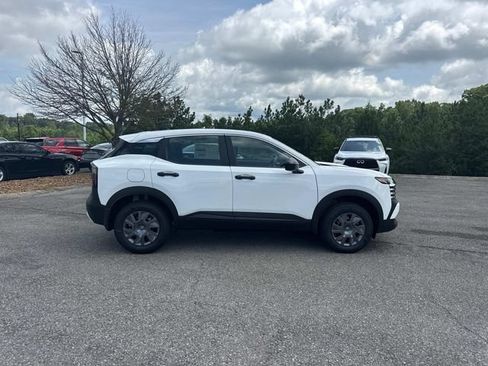 New 2026 Nissan Kicks S FWD image 3