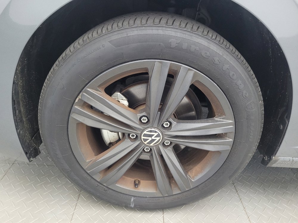 Used 2023 Volkswagen Jetta SE FWD image 31