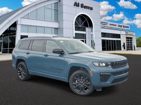 New 2026 Jeep Grand Cherokee L Limited AWD/4WD image 1
