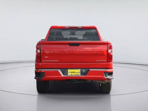 Used 2022 Chevrolet Silverado 1500 Custom RWD image 7