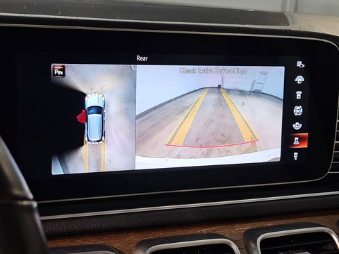 Used 2021 Mercedes-Benz GLE 350 4MATIC image 31