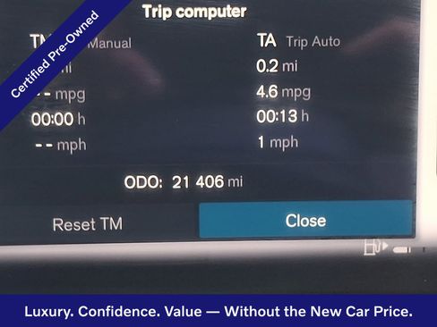 Certified 2025 Volvo XC40 B5 Core AWD/4WD image 21