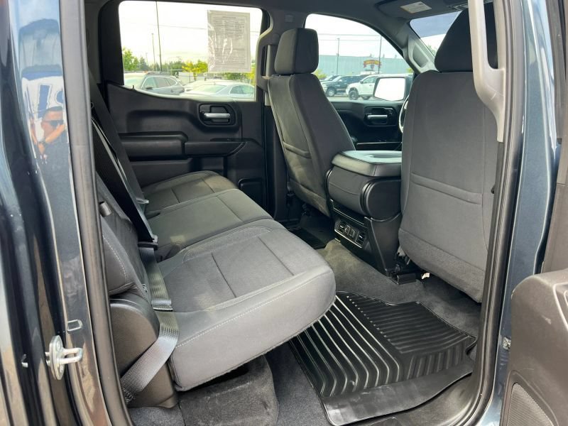 Used 2020 Chevrolet Silverado 1500 LT w/ All-Star Edition AWD/4WD image 9