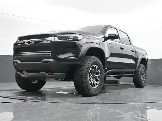 New 2026 Chevrolet Colorado ZR2 w/ Technology Package AWD/4WD image 47