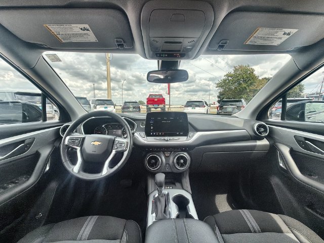 Used 2024 Chevrolet Blazer LT w/ Convenience Package FWD image 19