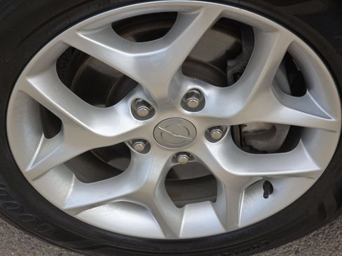 Used 2020 Chrysler Pacifica Limited FWD image 13
